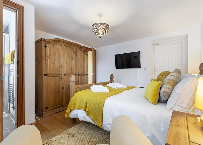 The Terrace - Beautiful 1-bed With Roof Terrace Pass The Keys