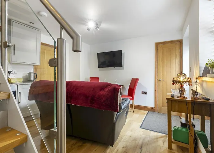 The Terrace - Beautiful 1-bed With Roof Terrace Pass The Keys Apartment